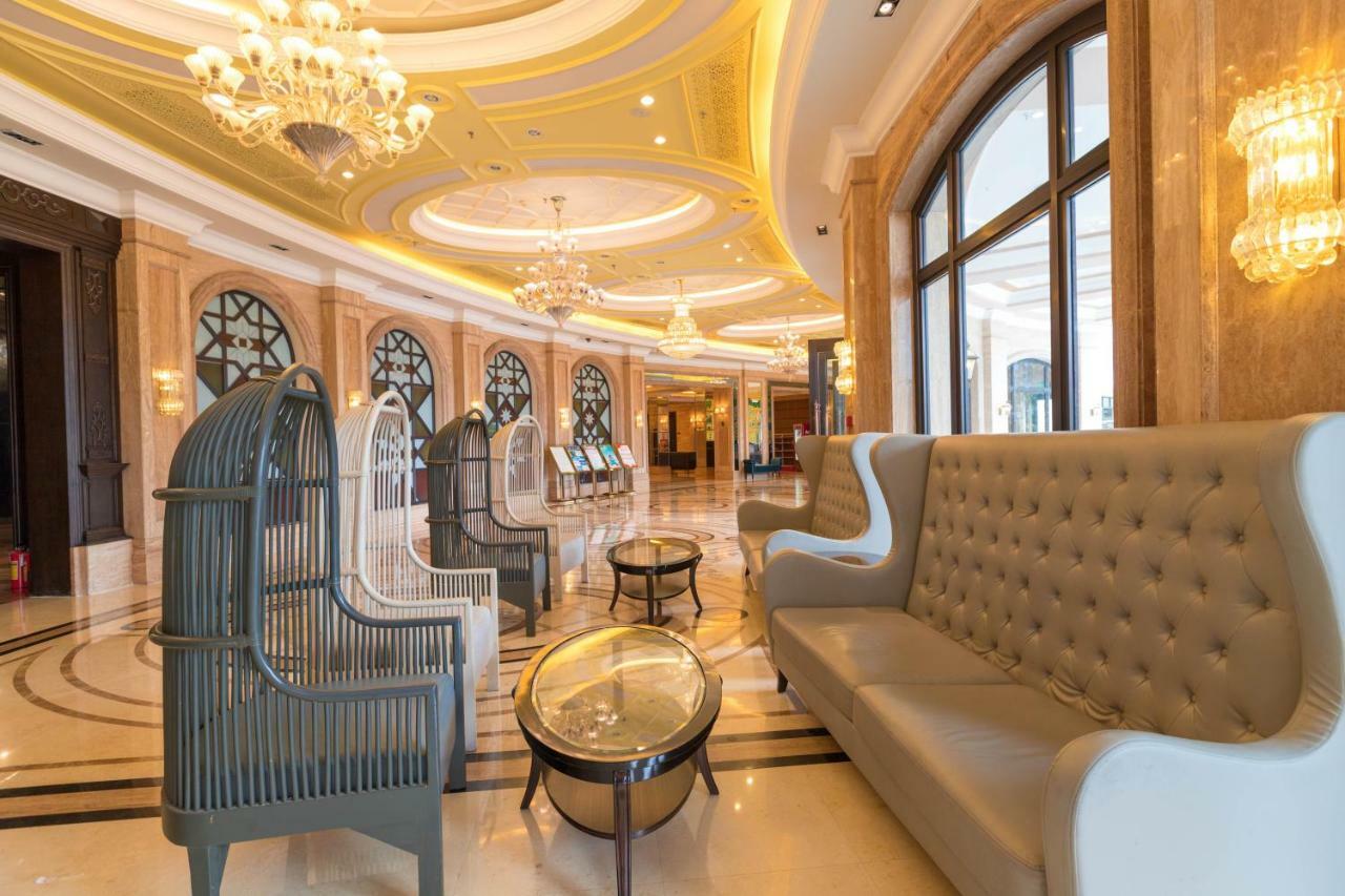 Sanya Yalong Bay Sintra Suites Hotel Exterior photo